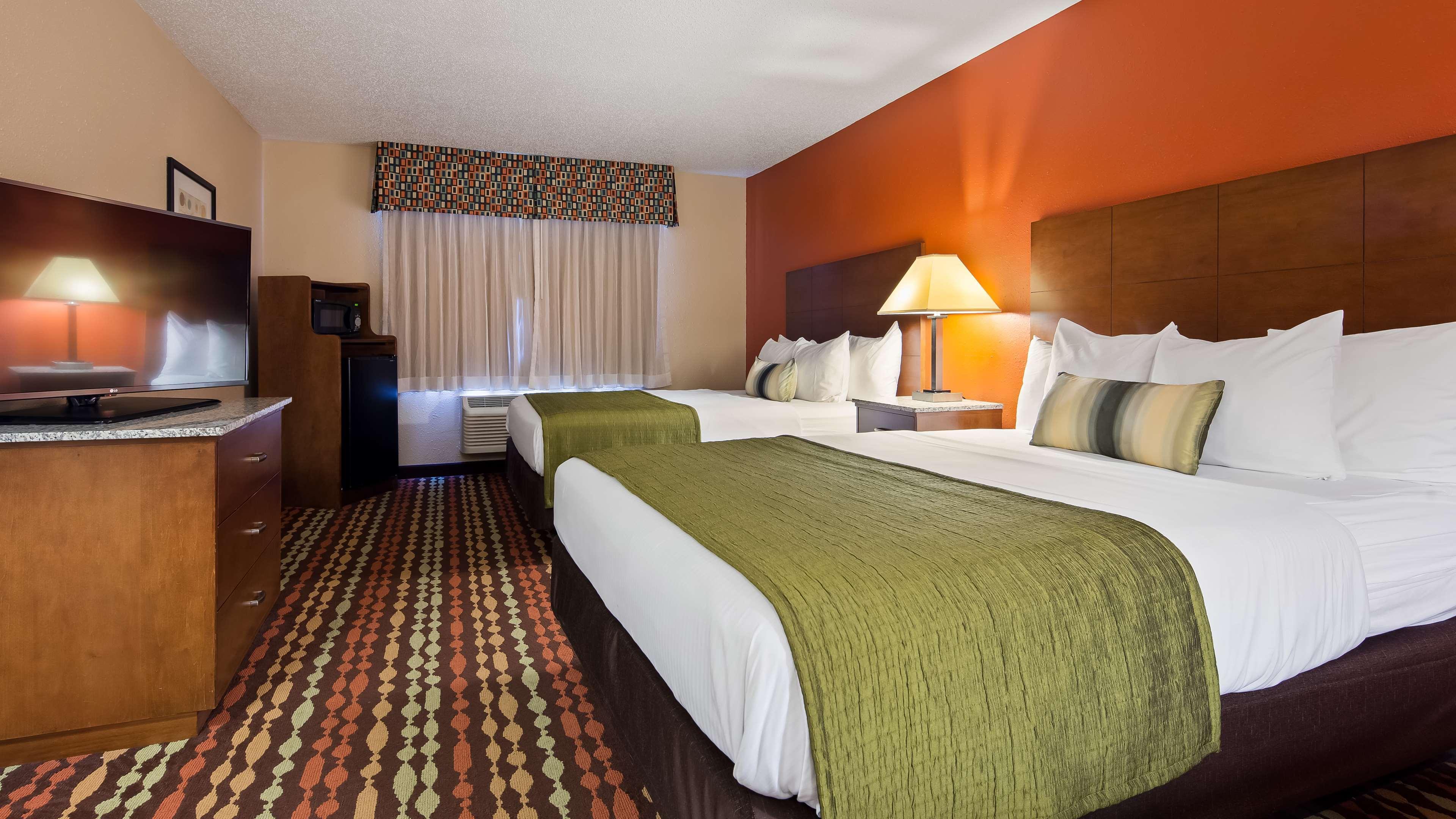 Best Western Ambassador Inn & Suites Wisconsin Dells Εξωτερικό φωτογραφία