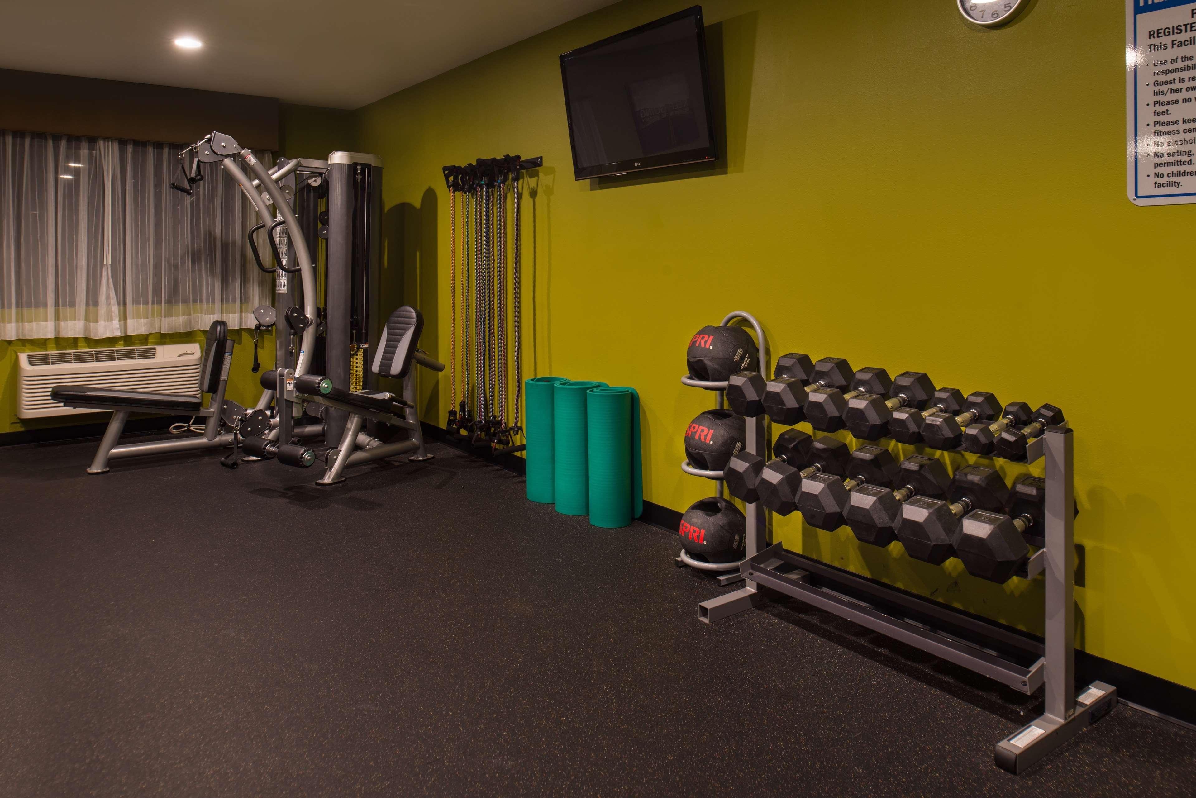 Best Western Ambassador Inn & Suites Wisconsin Dells Εξωτερικό φωτογραφία