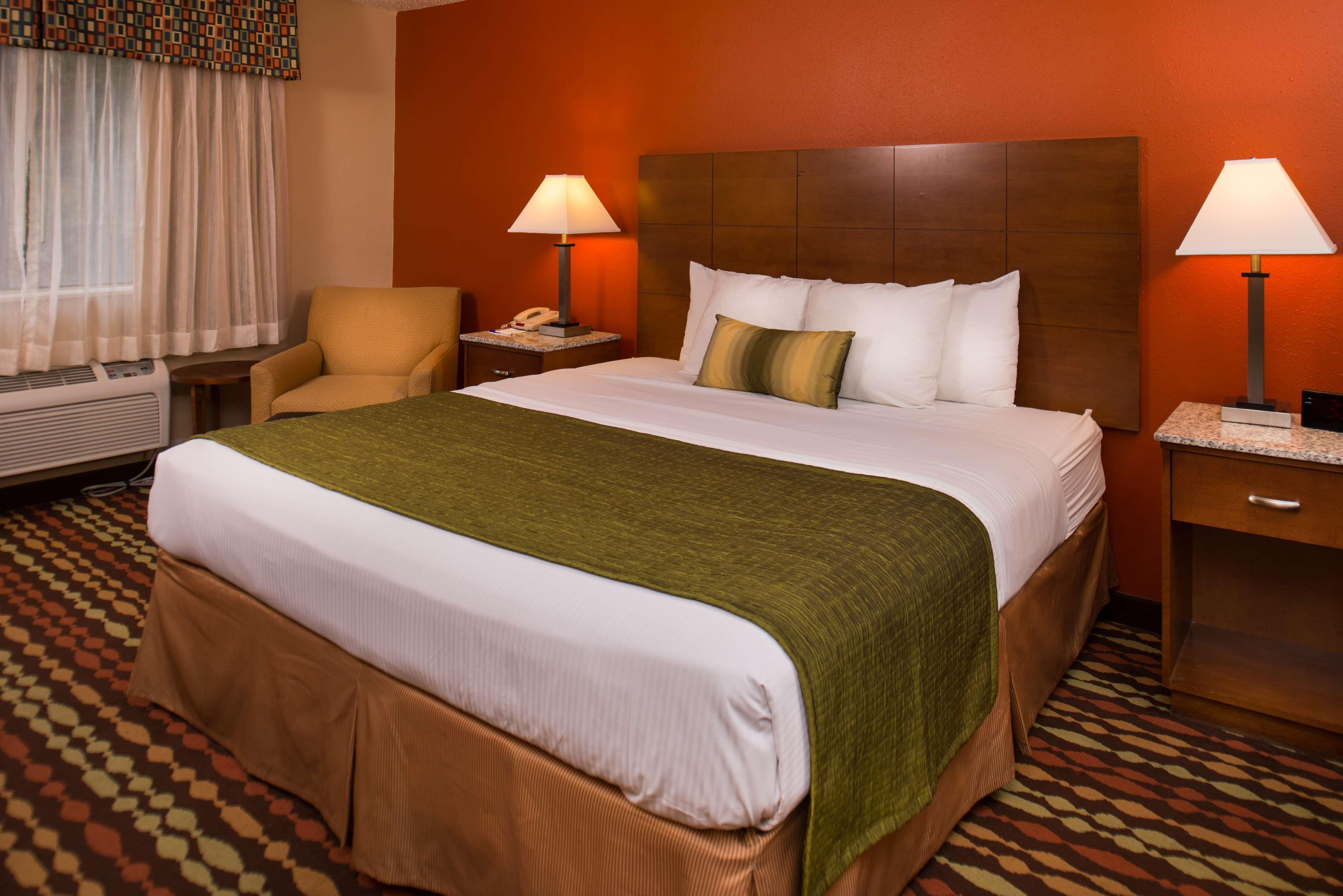 Best Western Ambassador Inn & Suites Wisconsin Dells Εξωτερικό φωτογραφία