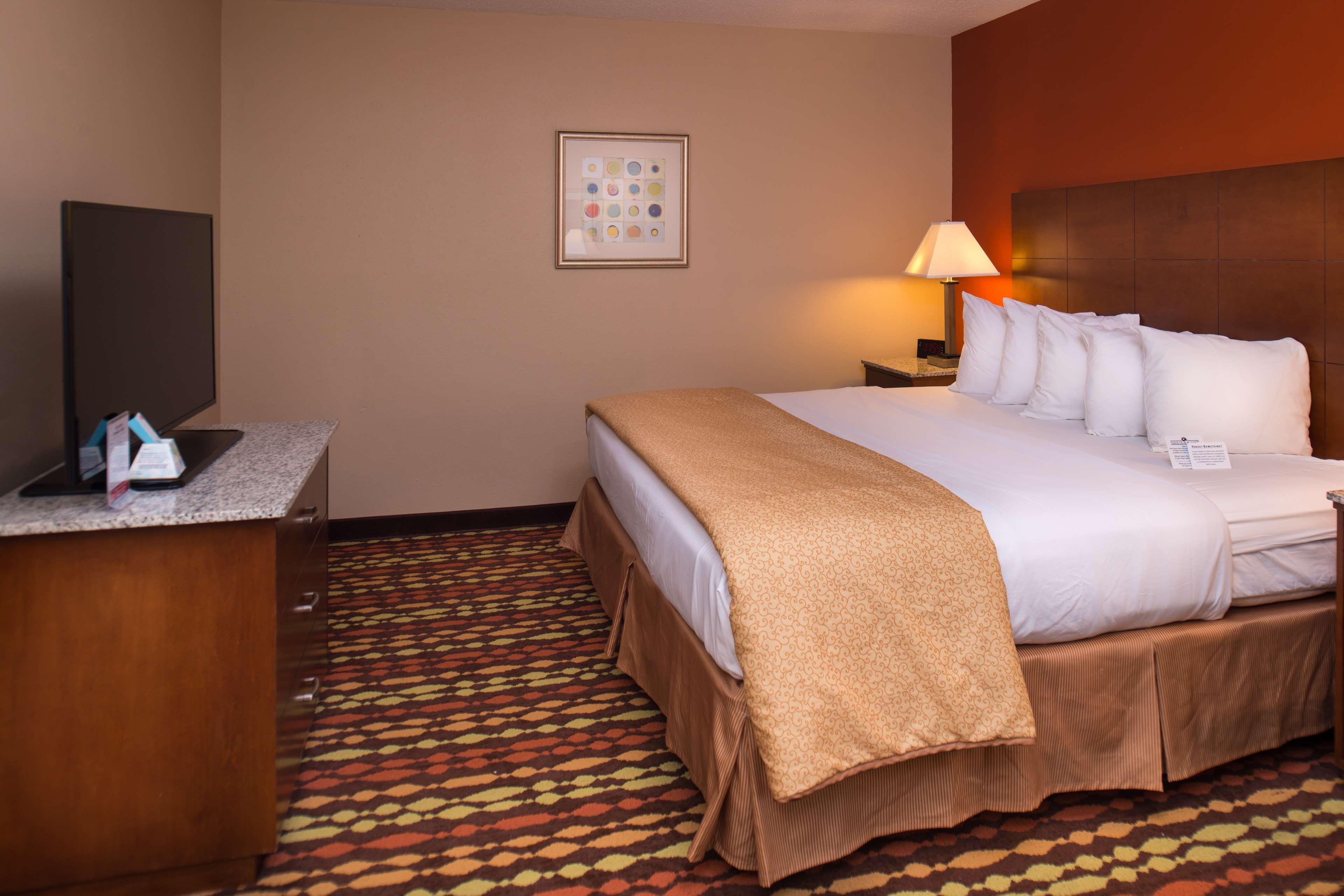 Best Western Ambassador Inn & Suites Wisconsin Dells Εξωτερικό φωτογραφία