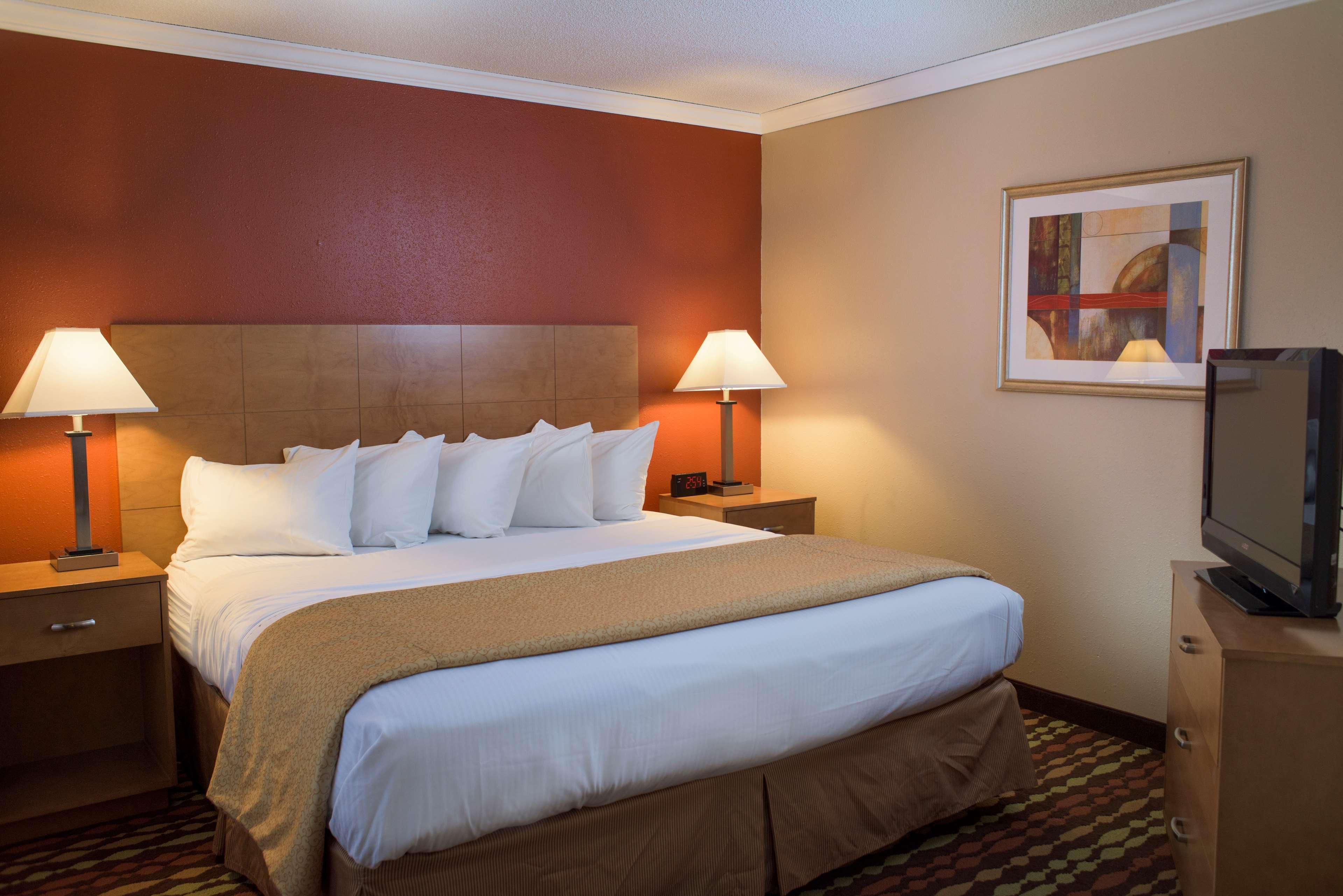 Best Western Ambassador Inn & Suites Wisconsin Dells Εξωτερικό φωτογραφία