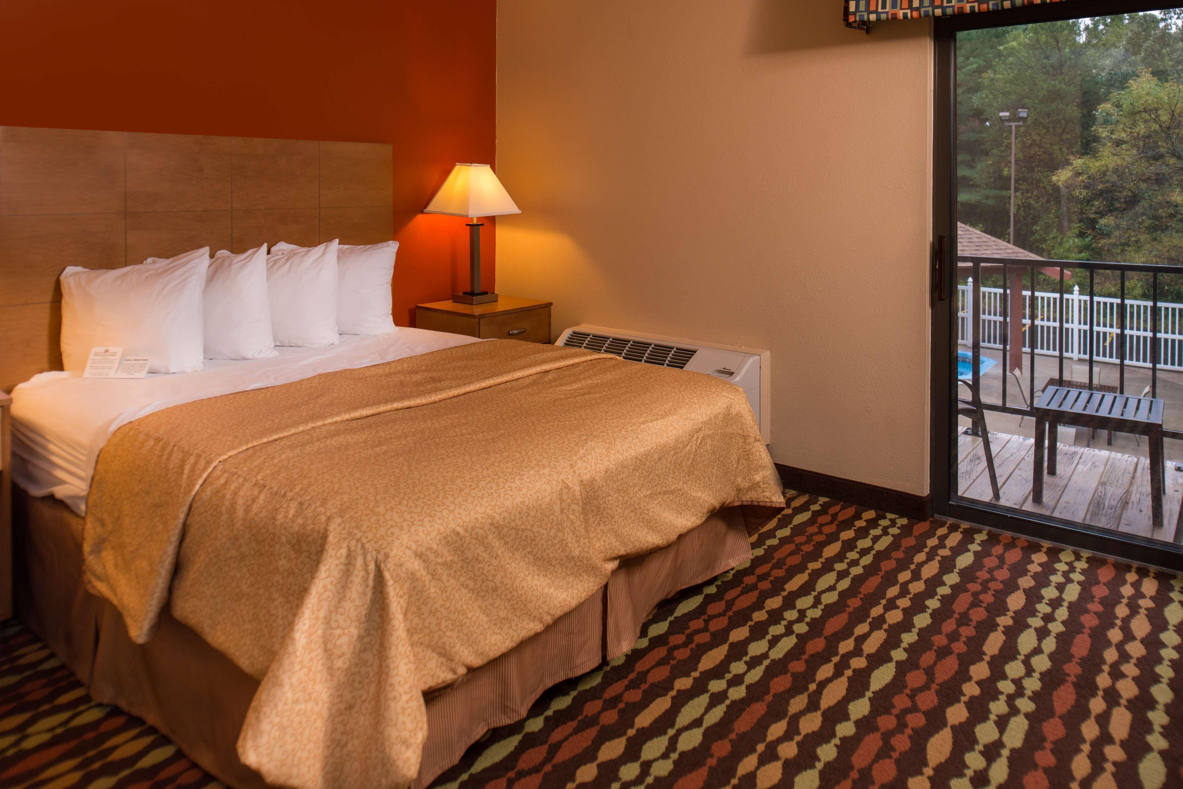 Best Western Ambassador Inn & Suites Wisconsin Dells Εξωτερικό φωτογραφία