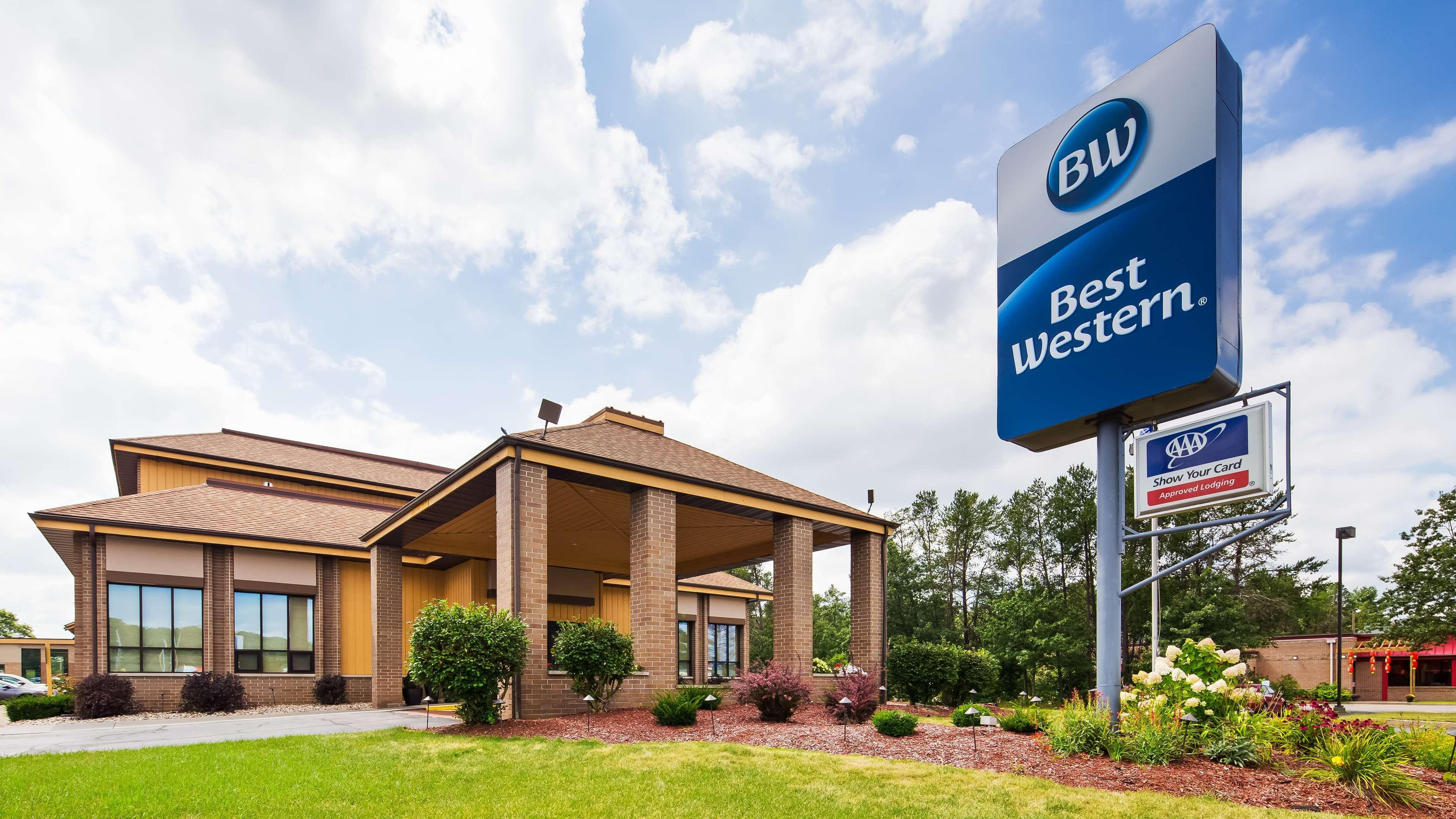 Best Western Ambassador Inn & Suites Wisconsin Dells Εξωτερικό φωτογραφία