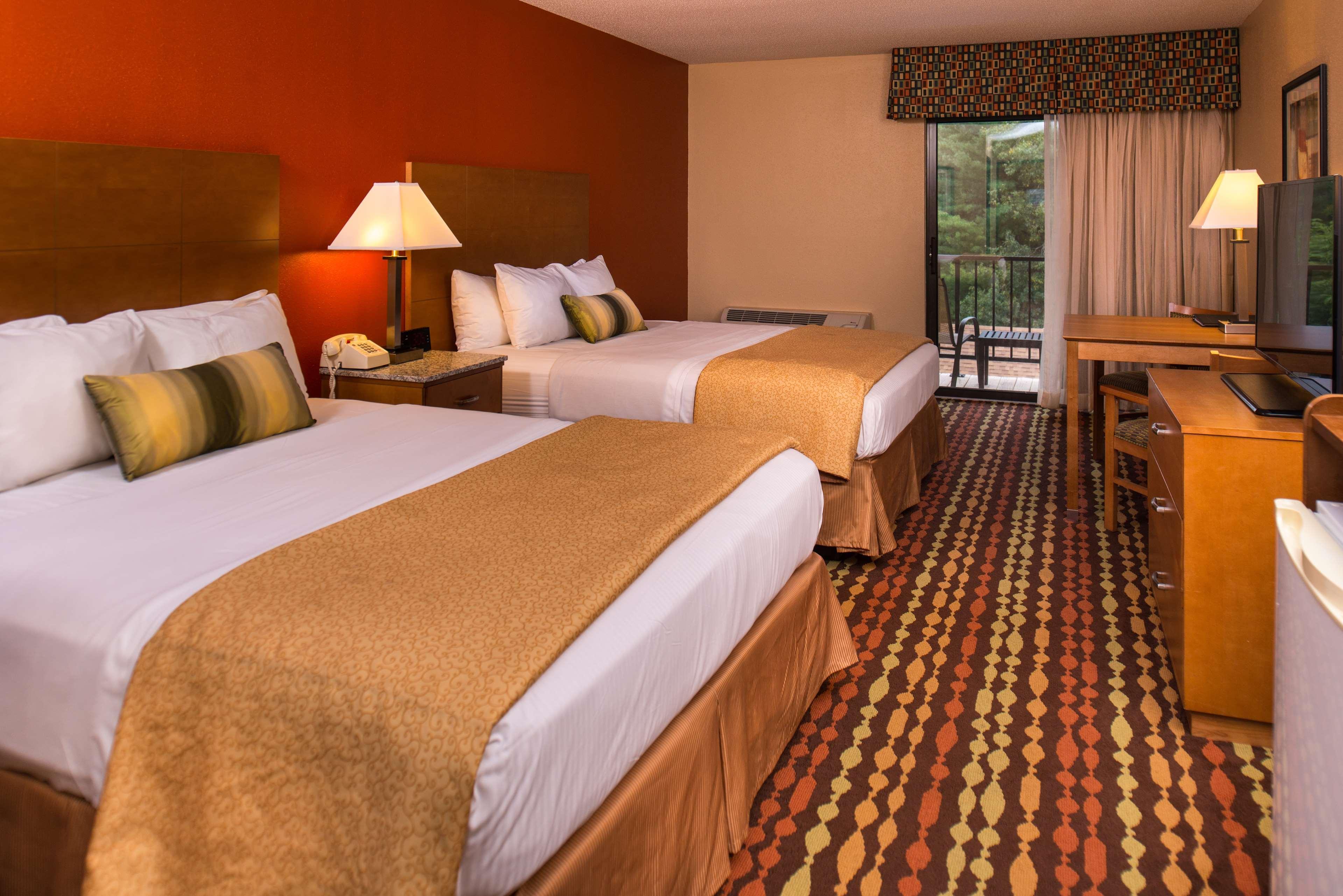 Best Western Ambassador Inn & Suites Wisconsin Dells Εξωτερικό φωτογραφία