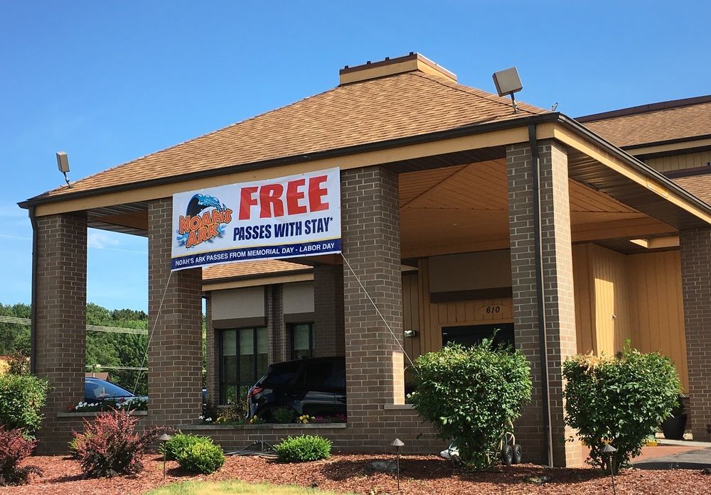 Best Western Ambassador Inn & Suites Wisconsin Dells Εξωτερικό φωτογραφία